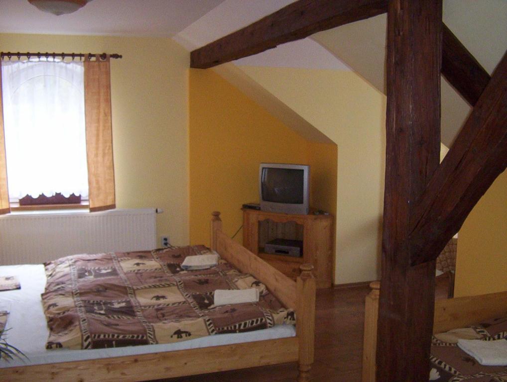 Penzion U Cervenych Vrat Chudolazy Habitación foto
